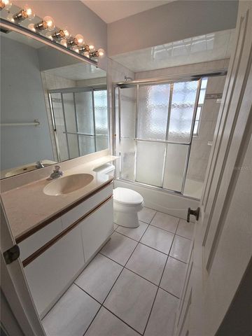 1008 CIMARRON CIR, Bradenton, FL 34209