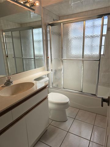 1008 CIMARRON CIR, Bradenton, FL 34209