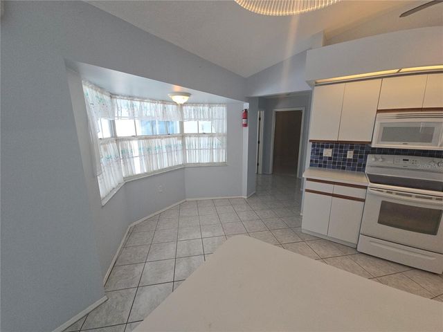 1008 CIMARRON CIR, Bradenton, FL 34209