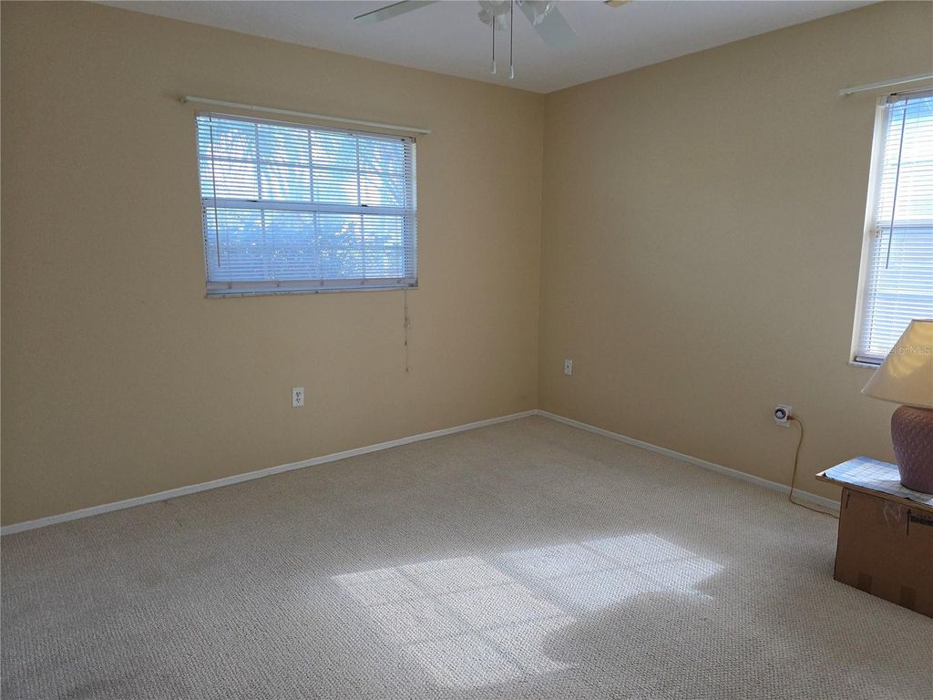 Image 26 of property listing at 1008 CIMARRON CIR, Bradenton, FL 34209