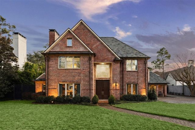 37 E Broad Oaks, Houston, TX 77056