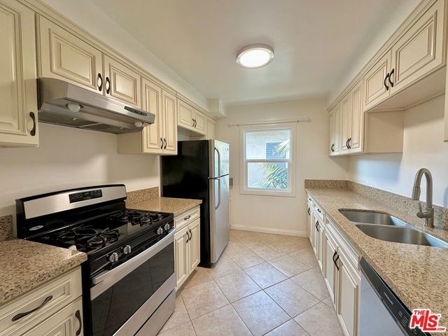 1114 S Sherbourne Drive 5, Los Angeles, CA 90035