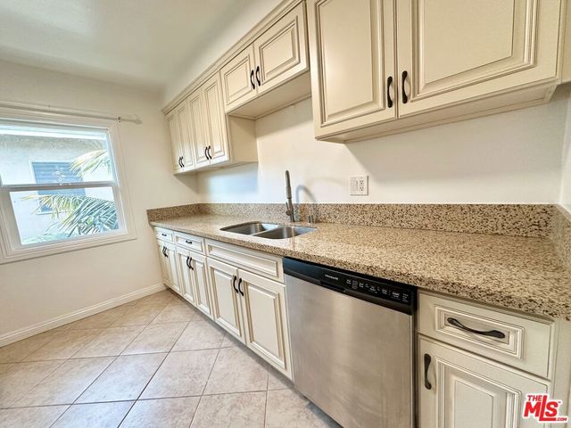 1114 S Sherbourne Drive 5, Los Angeles, CA 90035
