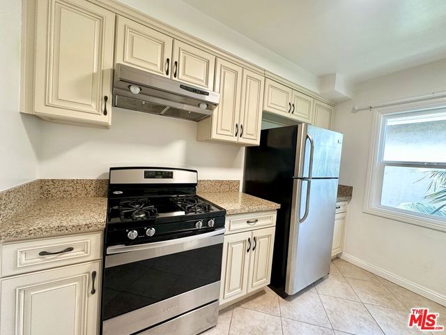 1114 S Sherbourne Drive 5, Los Angeles, CA 90035