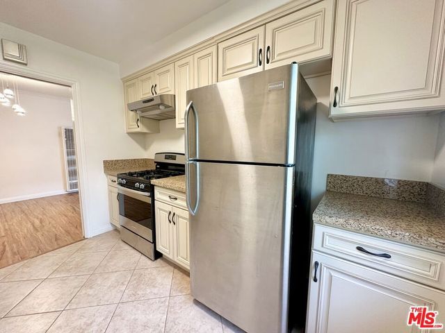 1114 S Sherbourne Drive 5, Los Angeles, CA 90035