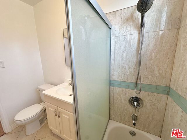 1114 S Sherbourne Drive 5, Los Angeles, CA 90035