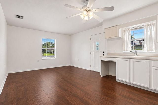 64 LAKE DIAMOND BOULEVARD, Ocala, FL 34472