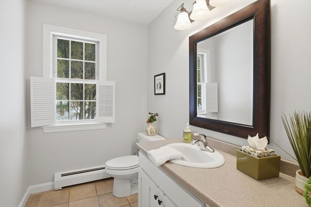 28 Sewell Street, Shrewsbury, MA 01545