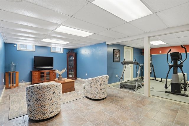 28 Sewell Street, Shrewsbury, MA 01545