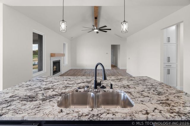 13183 Whimsical Lane, Kingston, OK 73439