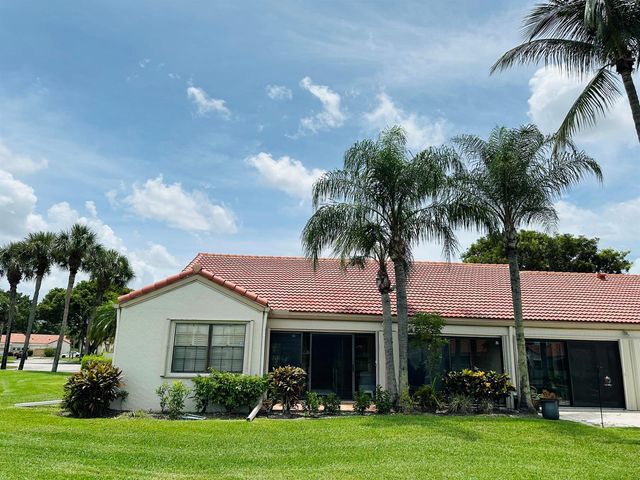 5851 PARKWALK Circle W, Boynton Beach, FL 33472