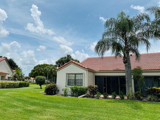 5851 PARKWALK Circle W, Boynton Beach, FL 33472