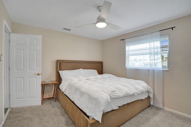 1852 NW 82ND Avenue, Coral Springs, FL 33071