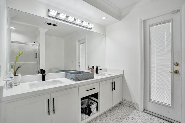 1852 NW 82ND Avenue, Coral Springs, FL 33071