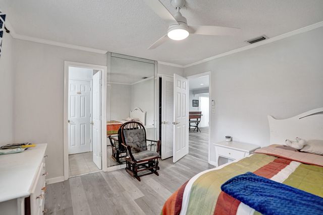 1852 NW 82ND Avenue, Coral Springs, FL 33071