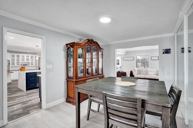 1852 NW 82ND Avenue, Coral Springs, FL 33071