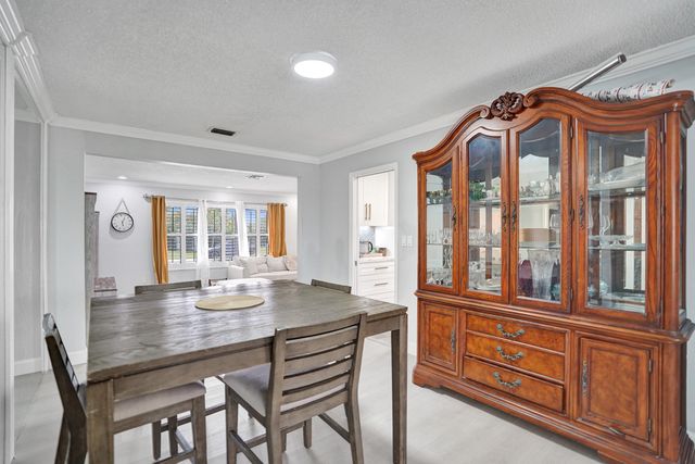 1852 NW 82ND Avenue, Coral Springs, FL 33071