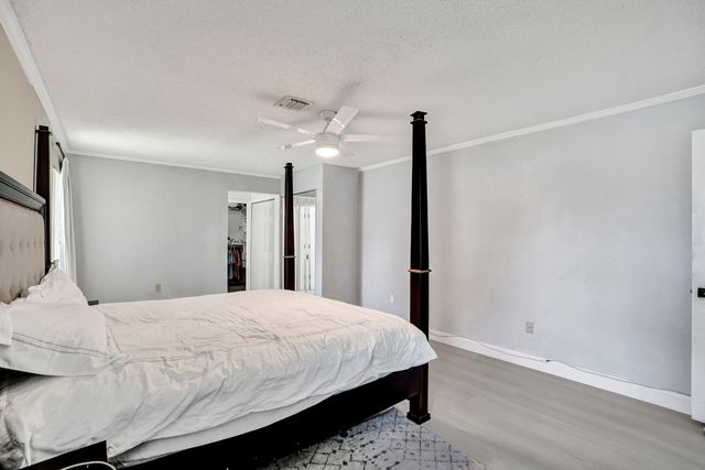 1852 NW 82ND Avenue, Coral Springs, FL 33071