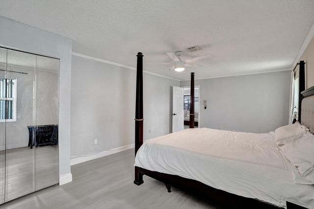 1852 NW 82ND Avenue, Coral Springs, FL 33071