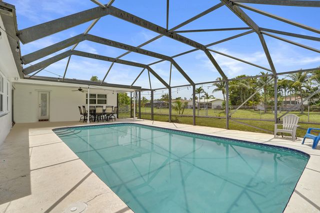 1852 NW 82ND Avenue, Coral Springs, FL 33071