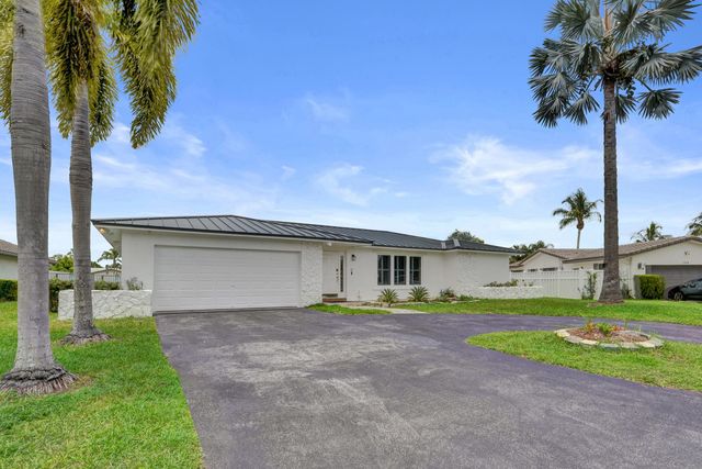 1852 NW 82ND Avenue, Coral Springs, FL 33071