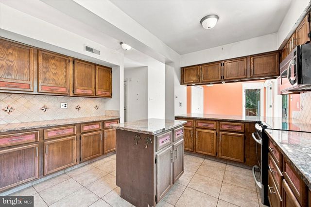 45 LLANFAIR CIR, Ardmore, PA 19003