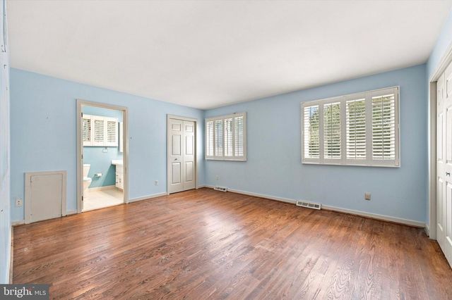 45 LLANFAIR CIR, Ardmore, PA 19003