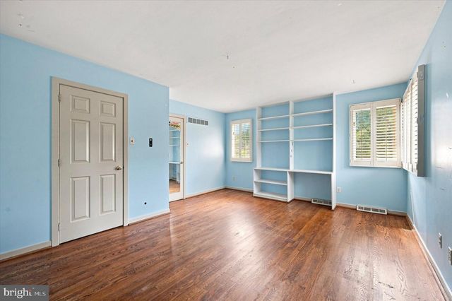 45 LLANFAIR CIR, Ardmore, PA 19003