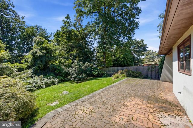 45 LLANFAIR CIR, Ardmore, PA 19003