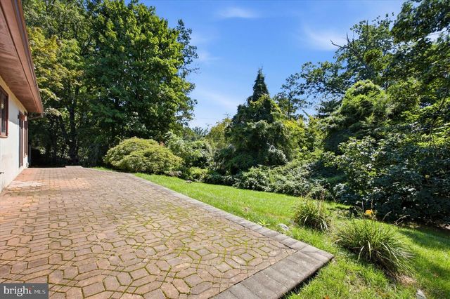 45 LLANFAIR CIR, Ardmore, PA 19003