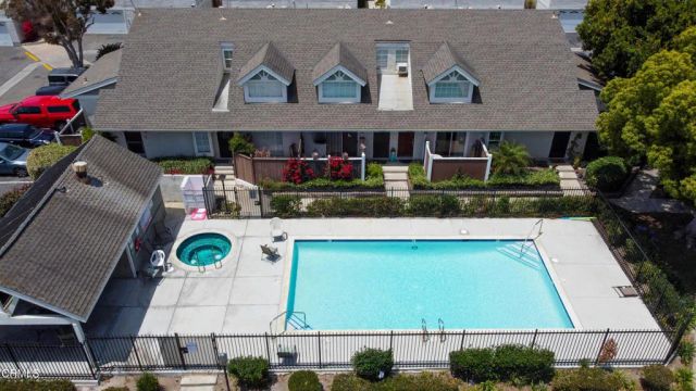 1233 Osage Lane, Ventura, CA 93004