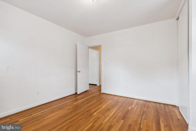 9923 MAYFIELD DR, Bethesda, MD 20817