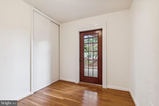 9923 MAYFIELD DR, Bethesda, MD 20817