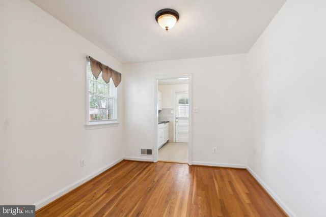 9923 MAYFIELD DR, Bethesda, MD 20817