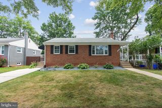 9923 MAYFIELD DR, Bethesda, MD 20817