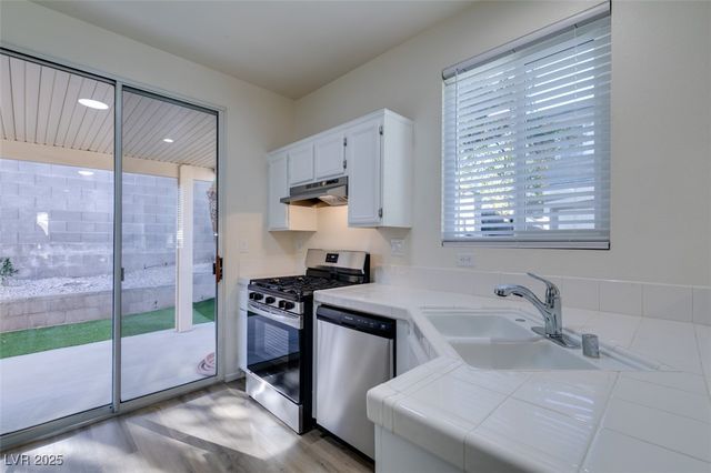 10341 Pompei Place, Las Vegas, NV 89144