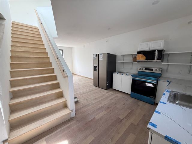 536 Smith Street 201, Providence, RI 02908