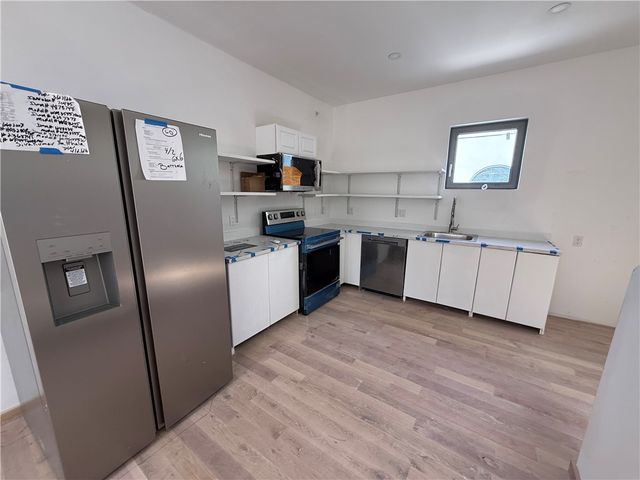 536 Smith Street 201, Providence, RI 02908