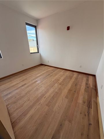536 Smith Street 201, Providence, RI 02908