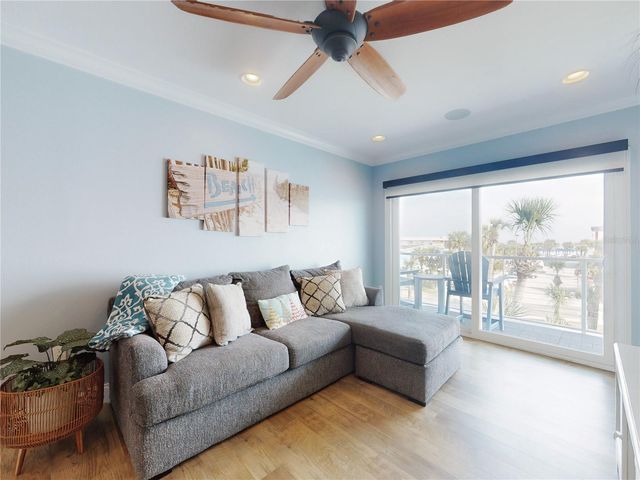 435 JESSAMINE AVENUE, New Smyrna Beach, FL 32169