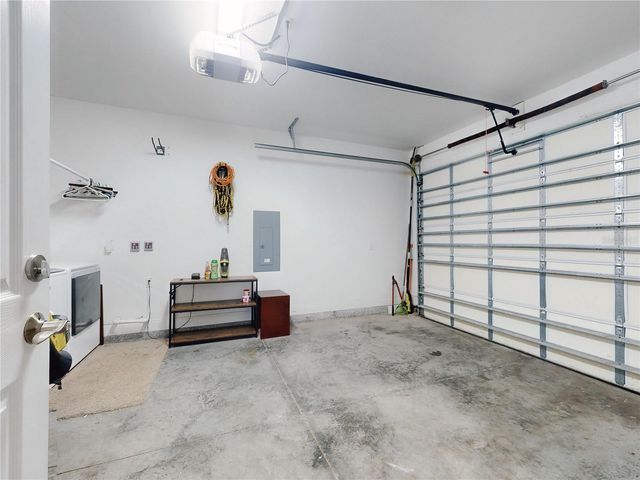 435 JESSAMINE AVENUE, New Smyrna Beach, FL 32169