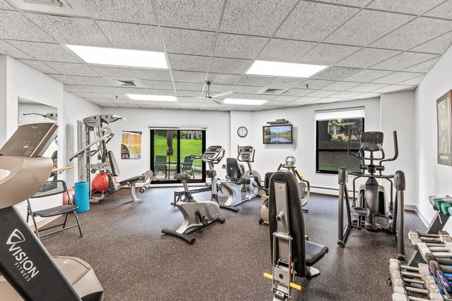 6615 Lake Shore Drive S 900, Richfield, MN 55423