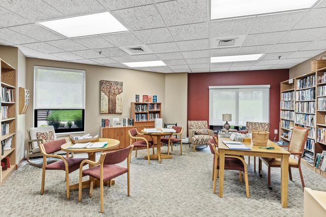 6615 Lake Shore Drive S 900, Richfield, MN 55423