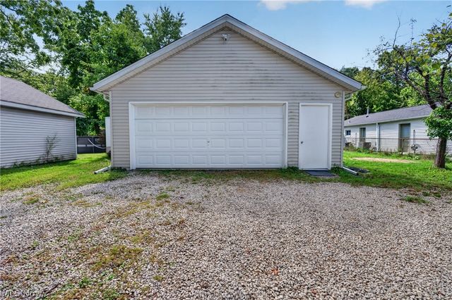 19289 Westwood Drive, Strongsville, OH 44149
