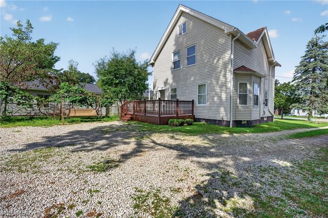 19289 Westwood Drive, Strongsville, OH 44149