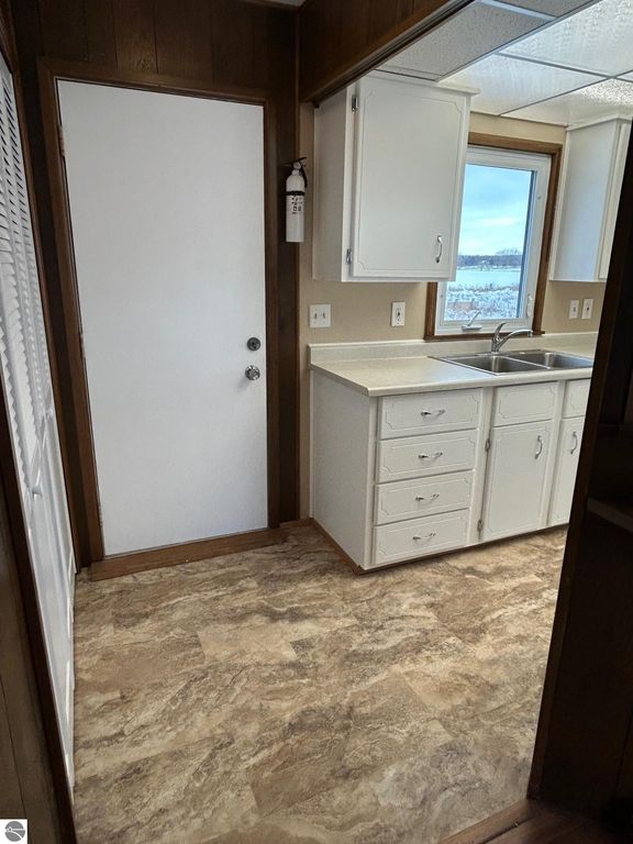 Image 25 of property listing at 5614 Cavender Drive, Shepherd, MI 48883