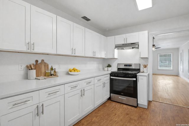 1235 Sims, San Antonio, TX 78225
