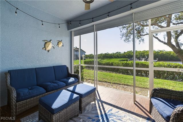 230 Newport DR 602, Naples, FL 34114