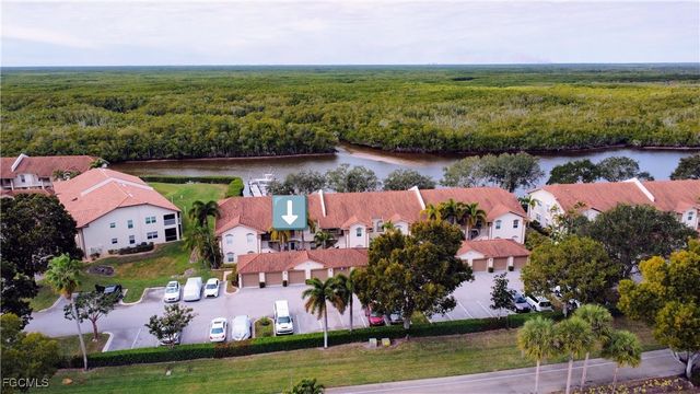 230 Newport DR 602, Naples, FL 34114