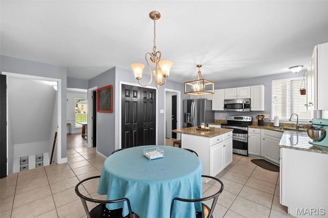 703 Trago Creek Drive, Ballwin, MO 63021
